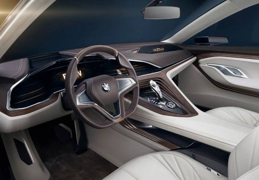 L&#39;interno della concept BMW Vision Future Luxury Concept presentata al Salone di Pechino
